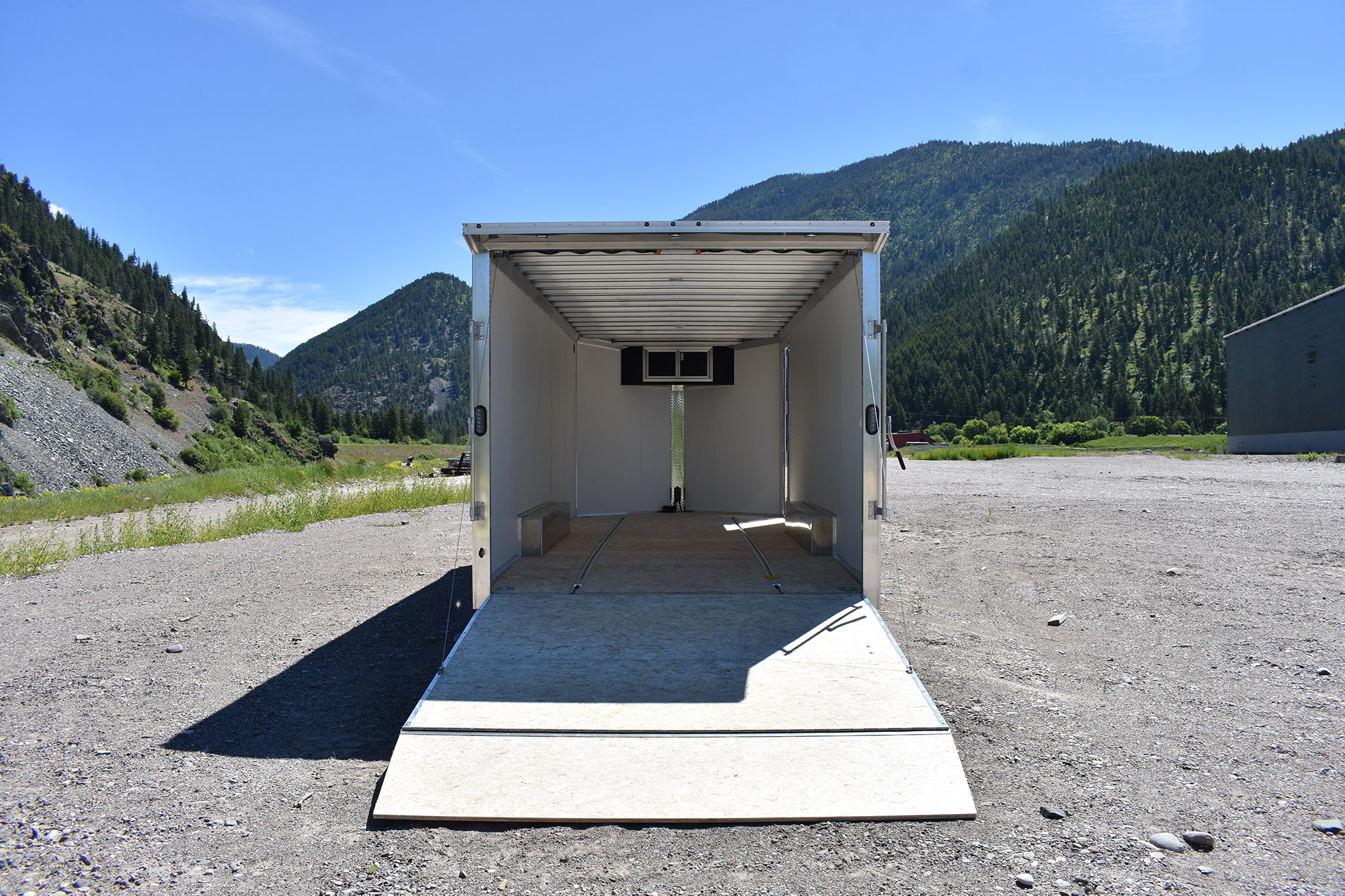 Enclosed Cargo Enclosed Cargo